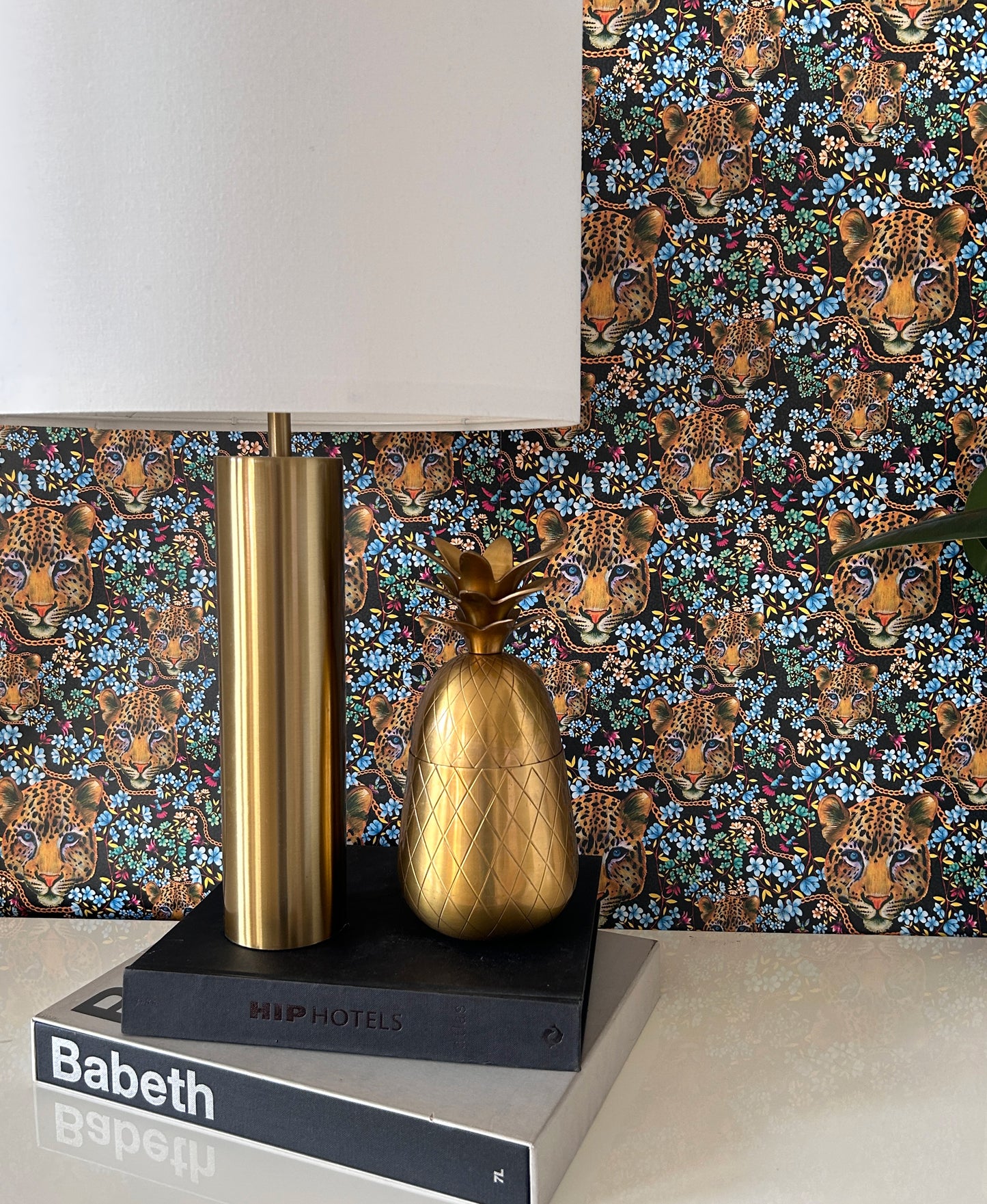 Lillian Leopard A4 Wallpaper Sample (Black)